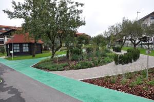 Otvoritev novega rekreacijskega parka pred Domom starejših občanov Grosuplje 24